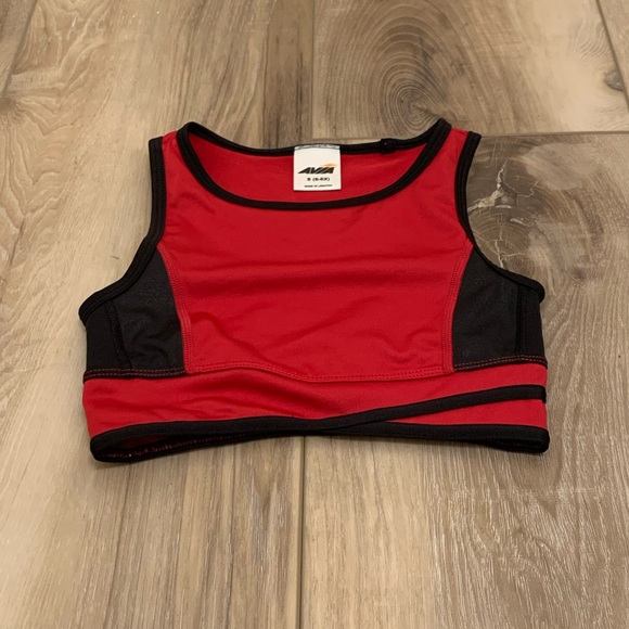 Girls sports bra size S(6-6X) - Picture 4 of 4